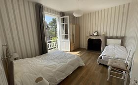 Villa Spacieuse A Cabourg, 200M Plage, Jardin, 5 Chambres, Parking, Menage Inclus - Fr-1-487-359