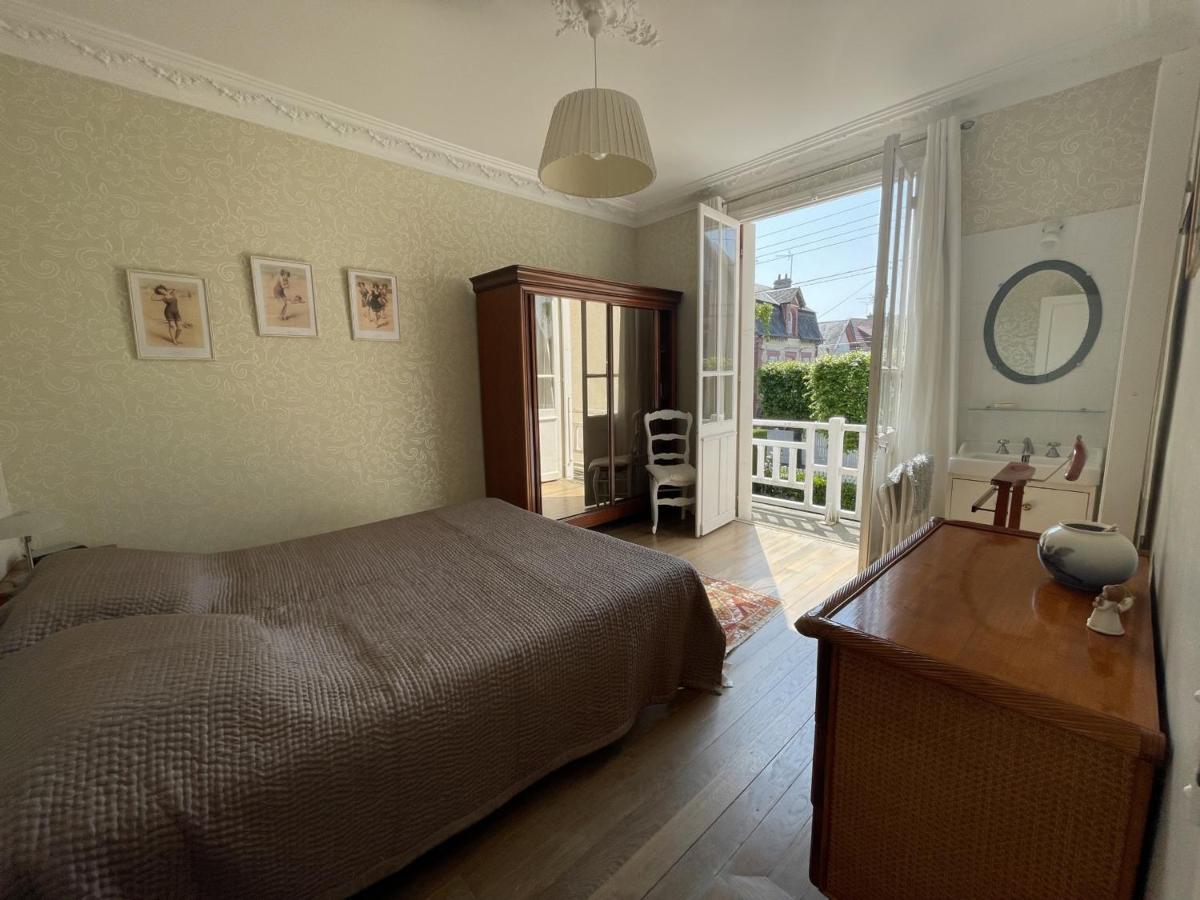 Villa Spacieuse A Cabourg, 200M Plage, Jardin, 5 Chambres, Parking, Menage Inclus - Fr-1-487-359 Extérieur photo